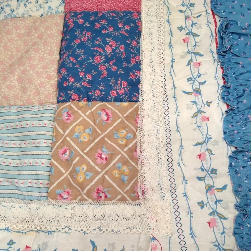 80's Vintage Quilted Floral Standard Pillow Sham Ruffles lace CottageCore
